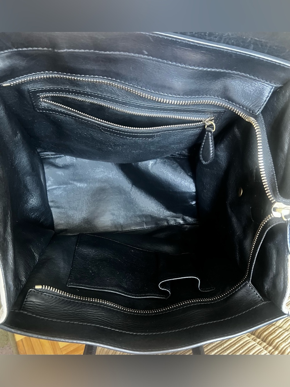 Authentic - CELINE black and cream Luggage Tote bag - Picture 10 of 12